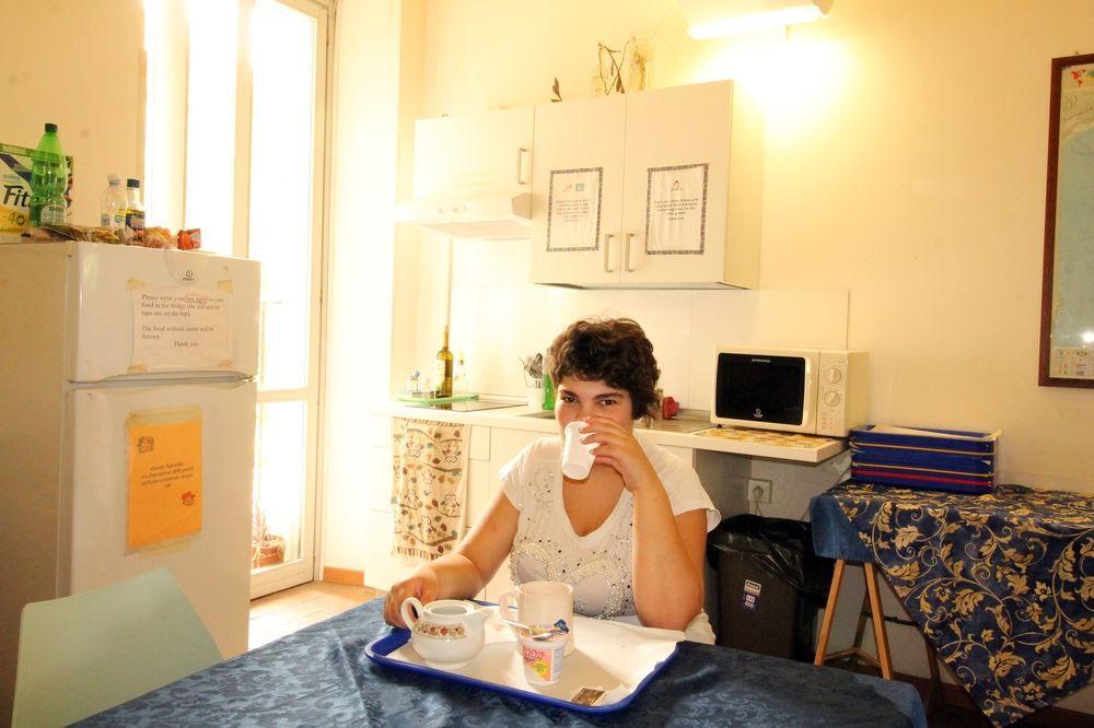 Orsa Maggiore Hostel For Women Only Roma Exterior foto